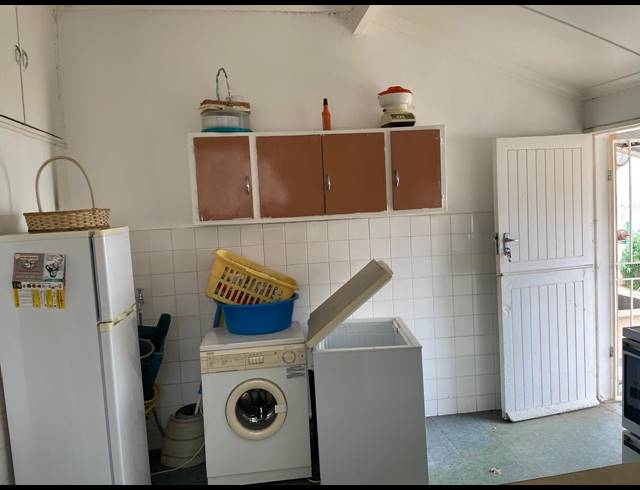 3 bed property for sale in REGENTS PARK